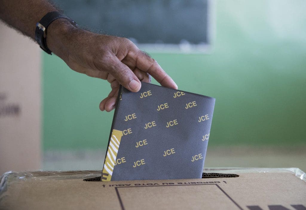 Continúan pronósticos en NY habrá segunda vuelta en elecciones de RD