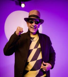 Jossie Esteban lleva su tema «Café con pan» a países de Latinoamérica