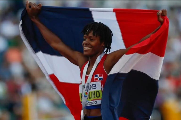 Marileidy encabeza delegación dominicana en el Mundial de Relevos en Bahamas