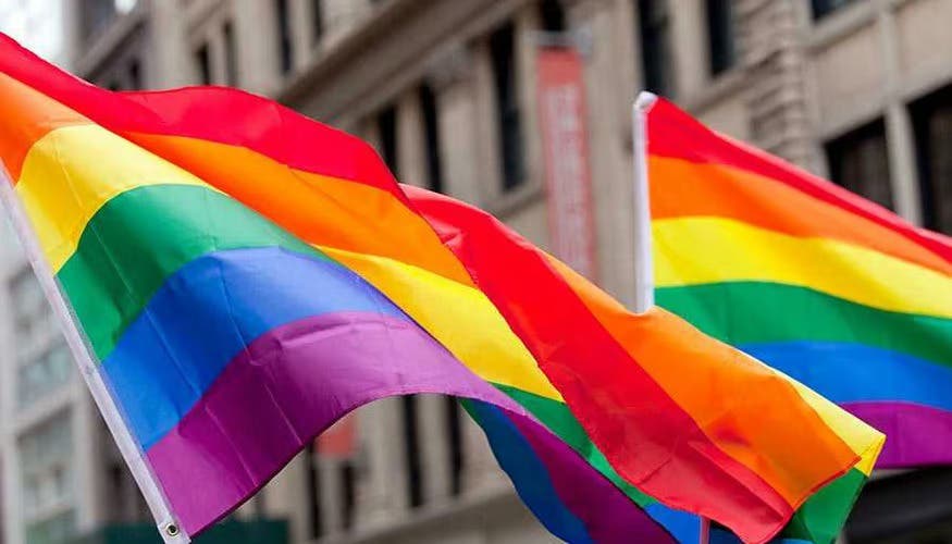 Expertos ONU piden más esfuerzos para poner fin a la discriminación de comunidad LGBTQ+