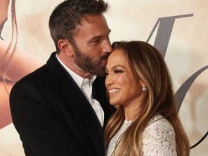 Tras rumores de separación JLo y Affleck se dejan ver juntos