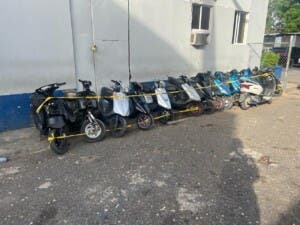 PN retiene 19 motocicletas y detiene 11 personas realizando carreras clandestinas en SPM