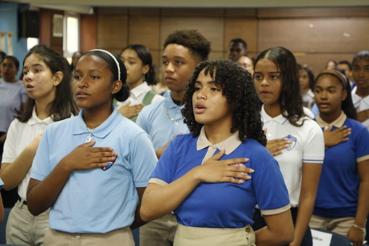 Regional 15 de Educación convoca a estudiantes  a Concurso Nacional de Oratoria