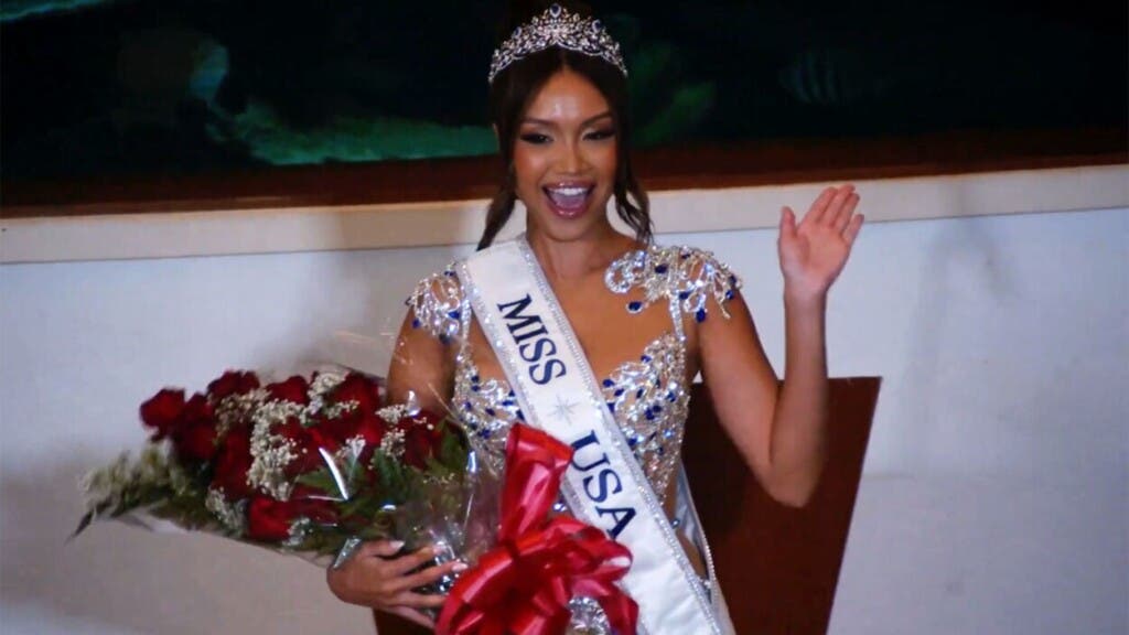 EEUU tiene de nuevo una reina de belleza tras dimisión de la anterior