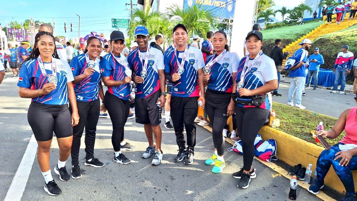 Policía Comunitaria activa en Primera Carrera Regional 5k y 2k El Seibo
