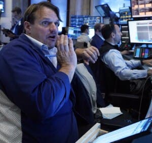 Mercados Wall Street abrieron en rojo este lunes