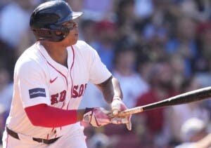 Alex Cora dice Devers ahora es muy peligroso