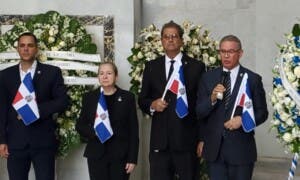 Duartianos rinden tributo prócer Mella