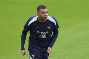 Mbappé: «Llamo a todo el mundo a votar: no creo en los extremos, dividen»