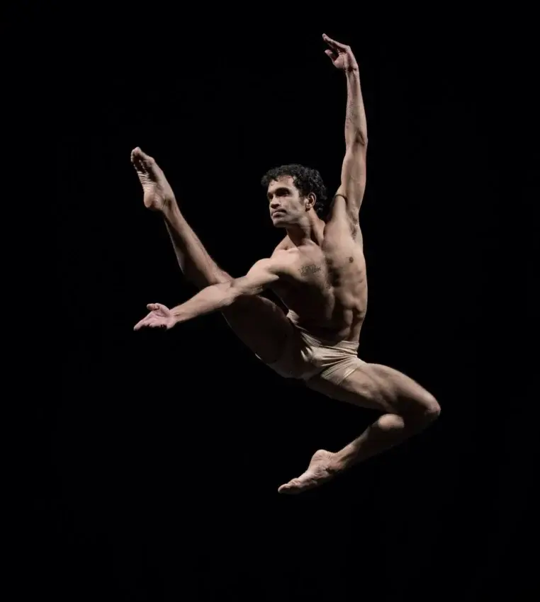 Jonhal Fernández es primer bailarín de Don Quijote