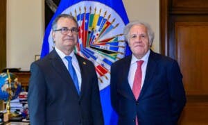 Presidente TSE visita al secretario general de la OEA Luis Almagro