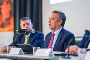 Presiente de la SCJ llama a explorar alternativas a la privación de libertad y priorizar la reinserción