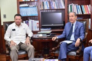UNICARIBE lanza primer programa Técnico Superior en Tecnología de Semiconductores en RD