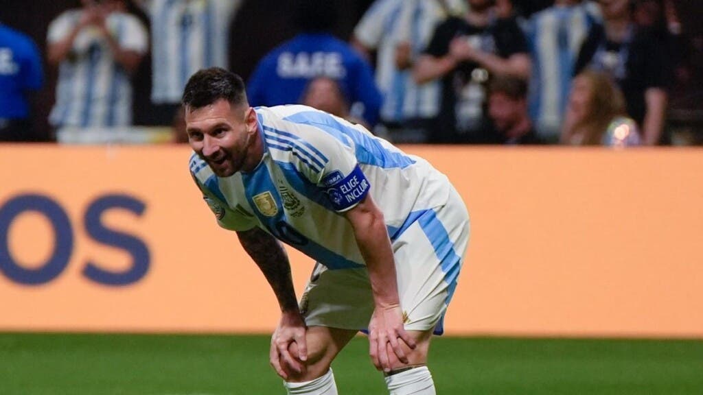 Messi reconoce que sintió una molestia en el abductor