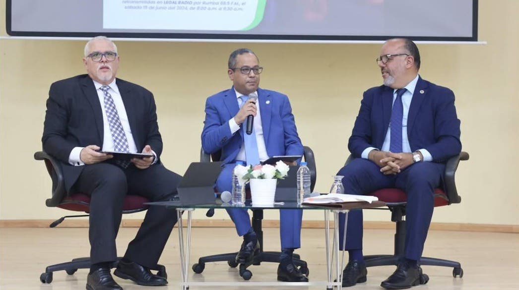Academia impulsa debate académico sobre “Jurisprudencia»