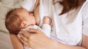 Entra en vigor en NY ley favorece madres lactantes