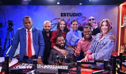 Honey Estrella renuncia a Esto No Es Radio ¿por insistencia de amigos?