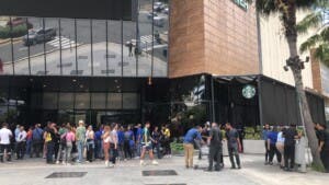 Escape de gas obliga evacuación en Downtown Center