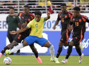Colombia le sale respondón a Brasil para dominar Grupo D