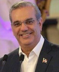 Abinader designa Comité voleibol