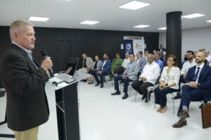Abogan por compromiso en obras viales