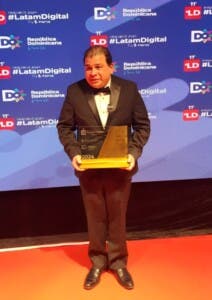 Arium Salud Digital obtiene primer lugar como mejor plataforma gestión datos médicos