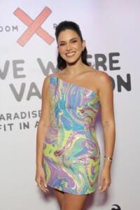 Pamela Sued presenta la belleza de Samaná en “I live where you vacation”