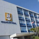 Ministerio de Trabajo llama a flexibilizar labores por paso del huracán Beryl