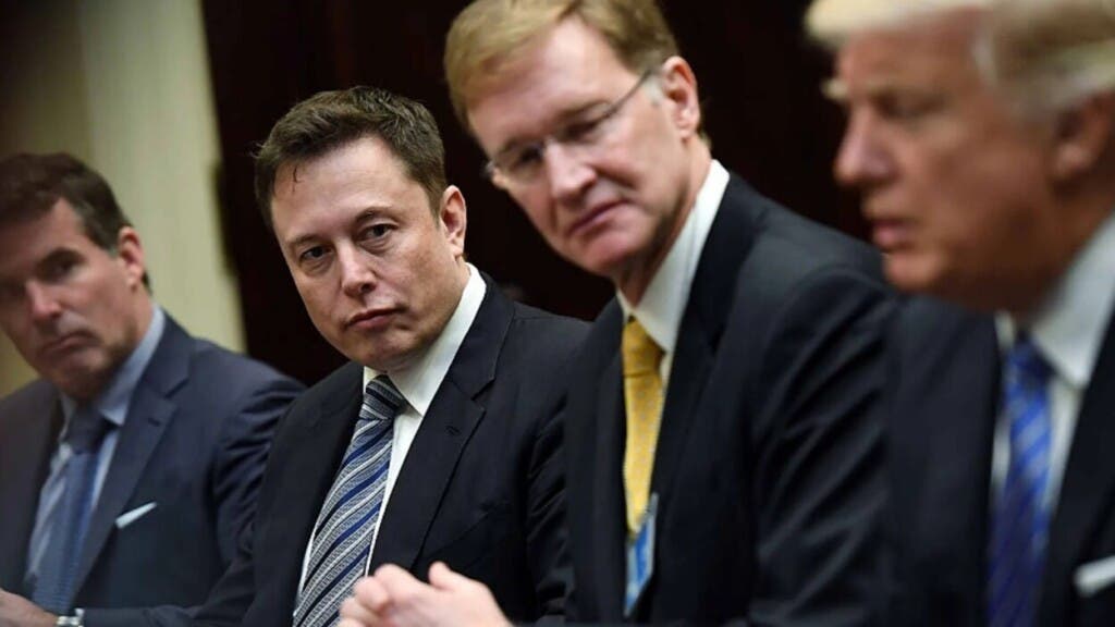Musk planea donar 45 millones de dólares al mes a la campaña de Trump, según el WSJ