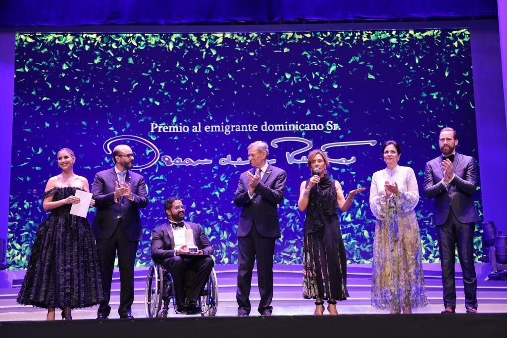 Mirex abre convocatoria para VI Premio al Emigrante Dominicano Oscar de la Renta