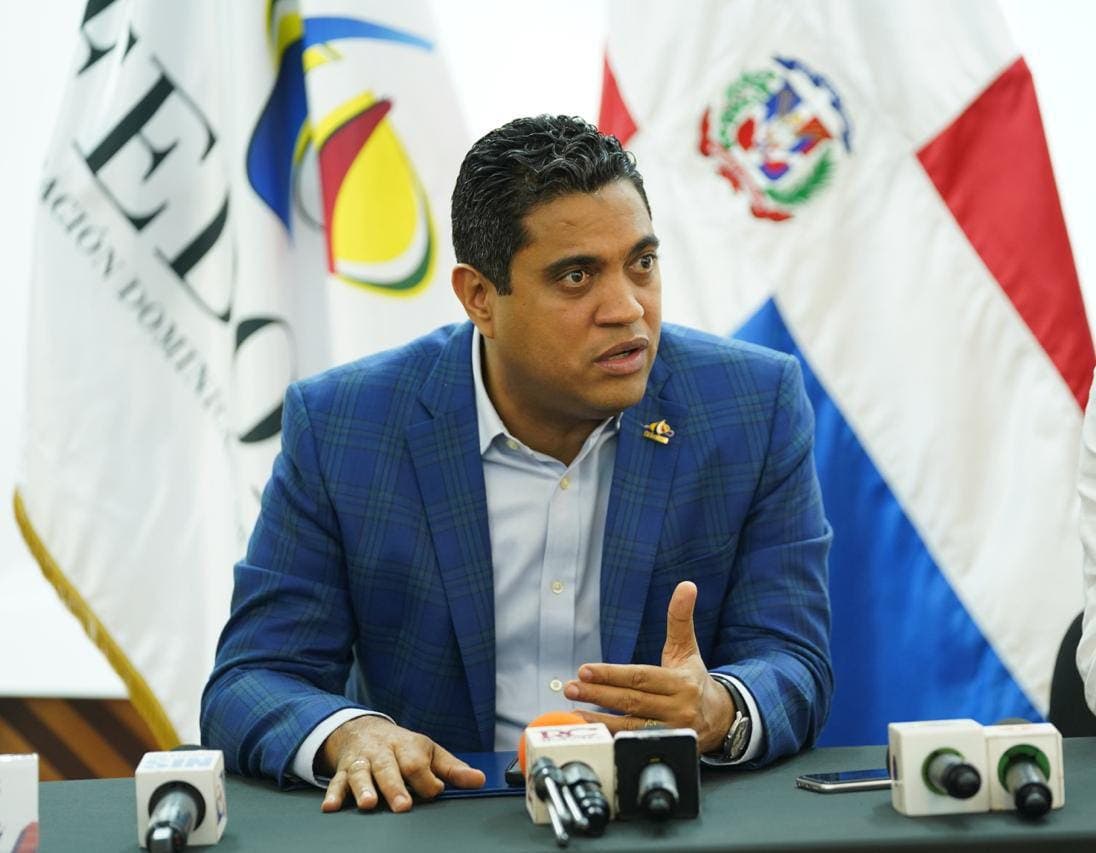 Kelvin Cruz pide poner “ojo en La Vega” para evitar micrográfico