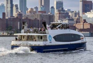 Ferry en Nueva York aumentará de precio
