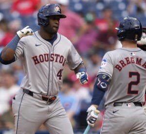Yordan Álvarez pegar 3 jonrones en triunfo Astros
