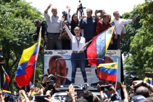 Tensa crisis: Pulso en la calle