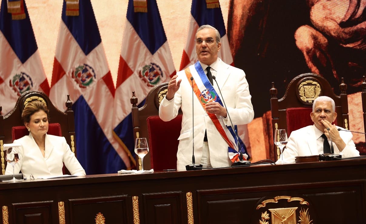 Abinader expone beneficios reforma