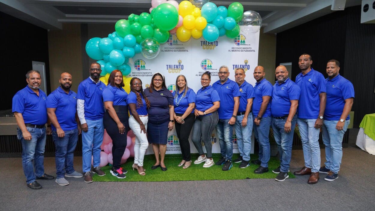 COOPZOAMERICA celebra primera feria escolar “De vuelta a clases”