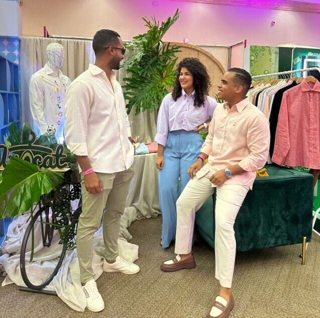 Presentan línea de Camisas Avo en el Fashion Freak Fest 2024