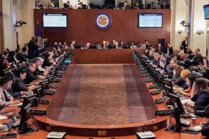 La OEA aprueba una resolución que pide publicar las actas electorales de Venezuela