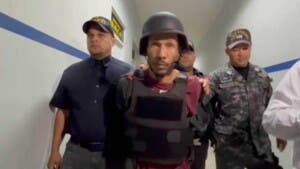 A juicio hombre que incendió mujer en Salcedo