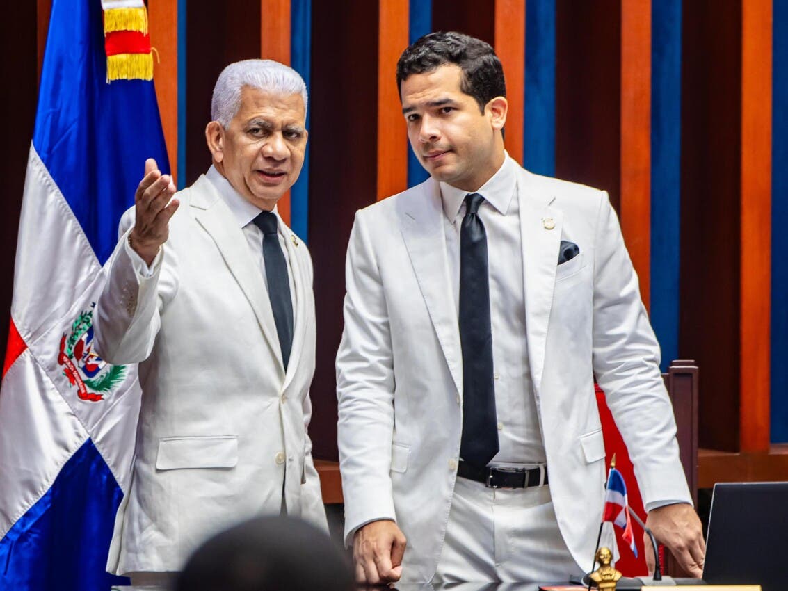Omar  y Ricardo, senadores mejor valorados, según firma Sondeos
