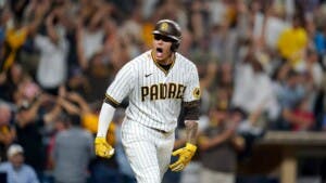 Manny Machado impulsa 2 en triunfo Padres