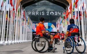 La directora de la Unesco pide “abrazar la unidad en estos juegos” paralímpicos