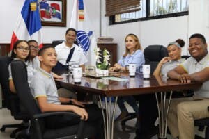 Estudiantes ganan primer reality de juegos educativos del Minerd