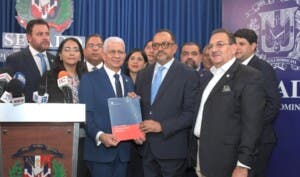 Llega al Senado proyecto de ley que modifica la DNI
