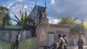 Autoridades realizan allanamientos en varias provincias