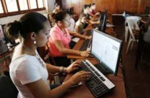 Buscan atraer los técnicos de las TIC a puestos estatales