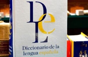 El agua, la arena y plural de deán