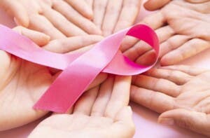 Octubre y el lazo rosa ¿Cómo se asocian al cáncer de mama?