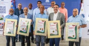 Presidente Luis Abinader valora papel de los clubes