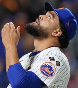 Manaea, con el corazón apesadumbrado, lanza magistral